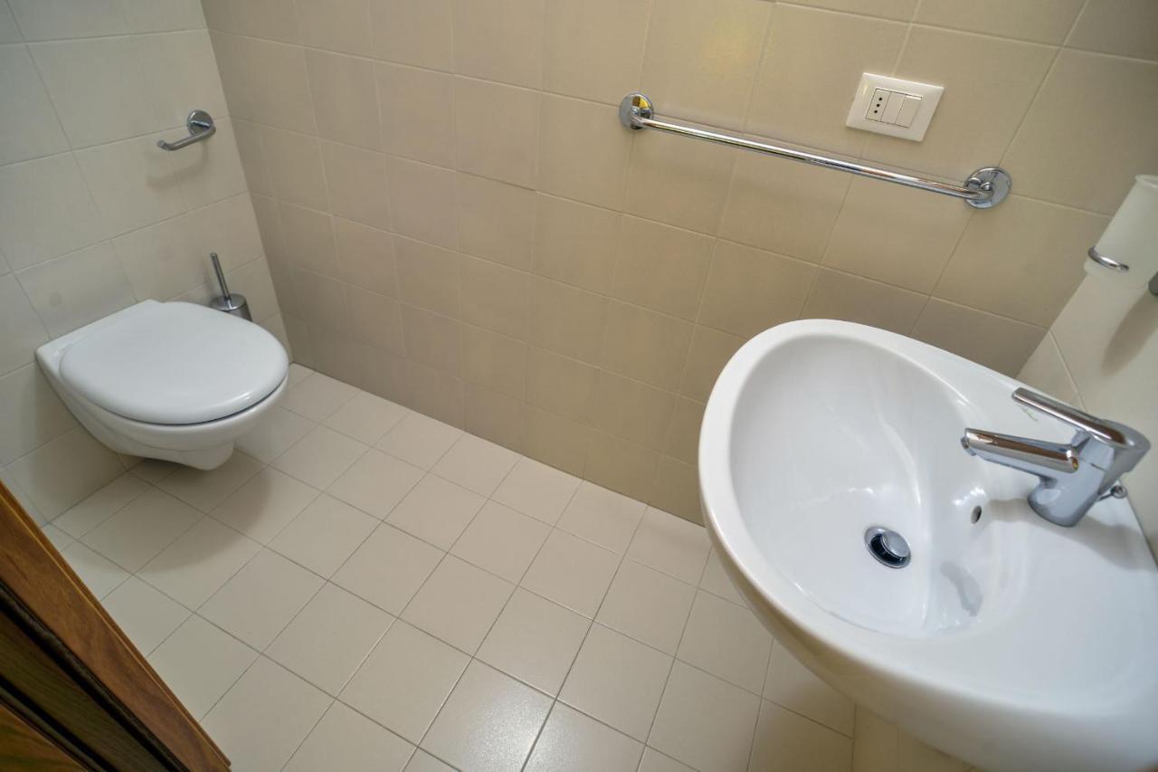 Res.Albare/Solaria Apt.Solandra Mezzana  Exterior foto