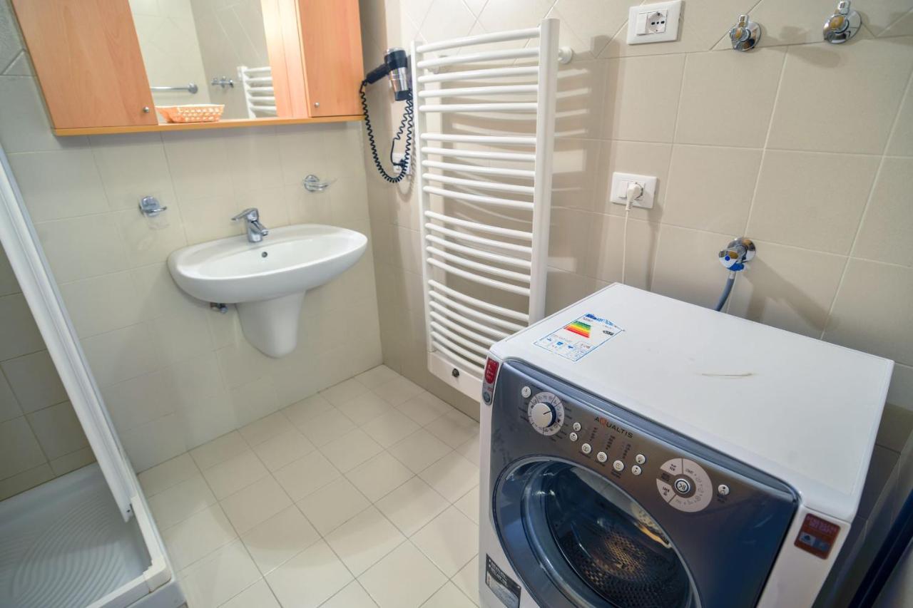 Res.Albare/Solaria Apt.Solandra Mezzana  Exterior foto